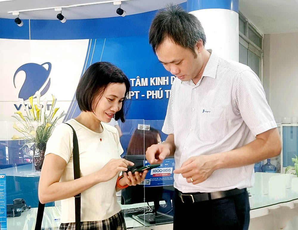 Hỗ trợ người dân chuyển đổi sử dụng sóng 2G sang 4G