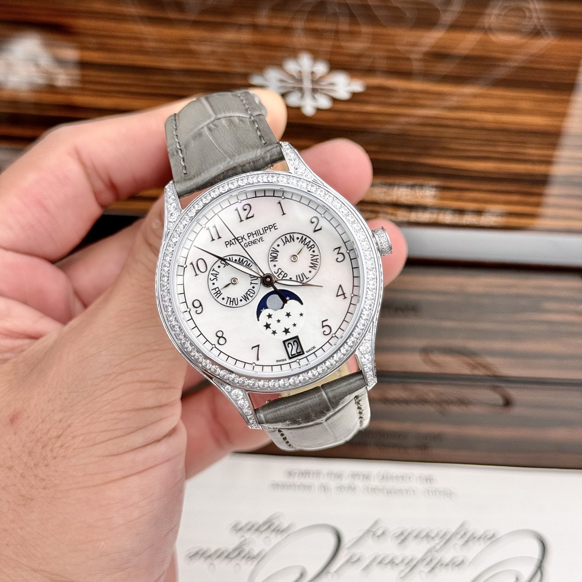 Top 4 BST đồng hồ Patek Philippe rep 1:1 đáng mua tại King Replica