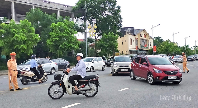 Ngày thi đầu tiên Kỳ thi tuyển sinh vào lớp 10 THPT