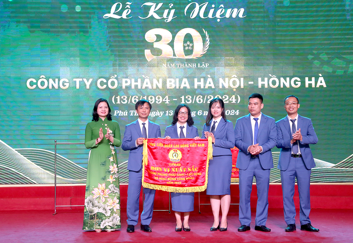 Gặp mặt kỷ niệm 30 năm thành lập Công ty Cổ phần Bia Hà Nội - Hồng Hà