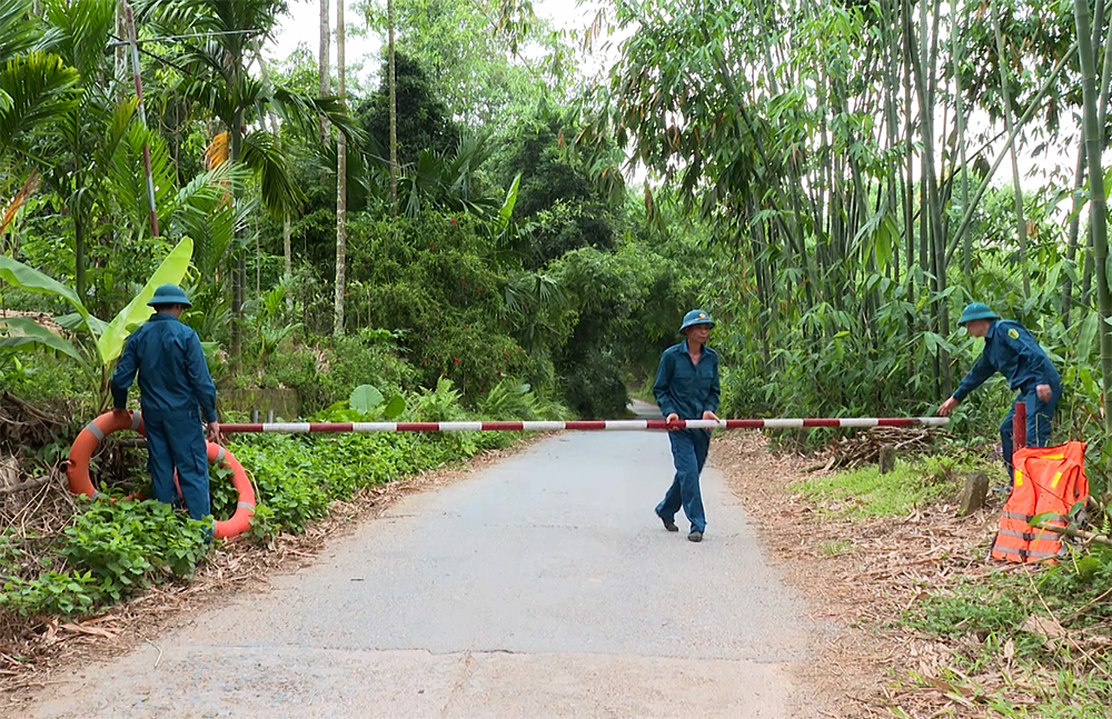 Không để thí sinh bỏ thi vì thiên tai