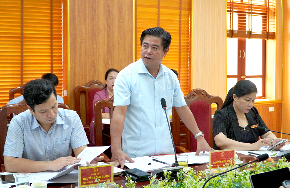 Inspection of the progress of investment projects on the construction and infrastructure business of industrial zones and clusters in Phu Ninh district