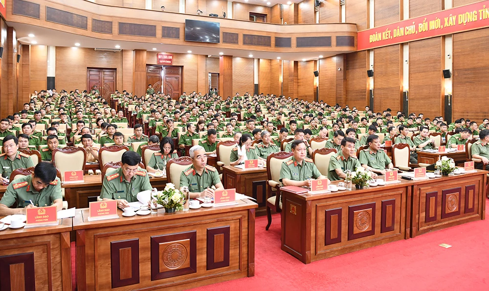 Sơ kết công tác Công an 6 tháng đầu năm 2024