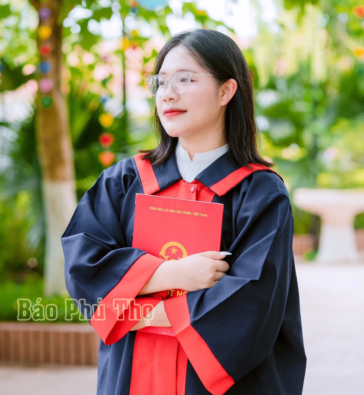 3 thủ khoa khối C00 toàn tỉnh và á khoa khối C00 toàn quốc đều học Trường THPT Thanh Sơn