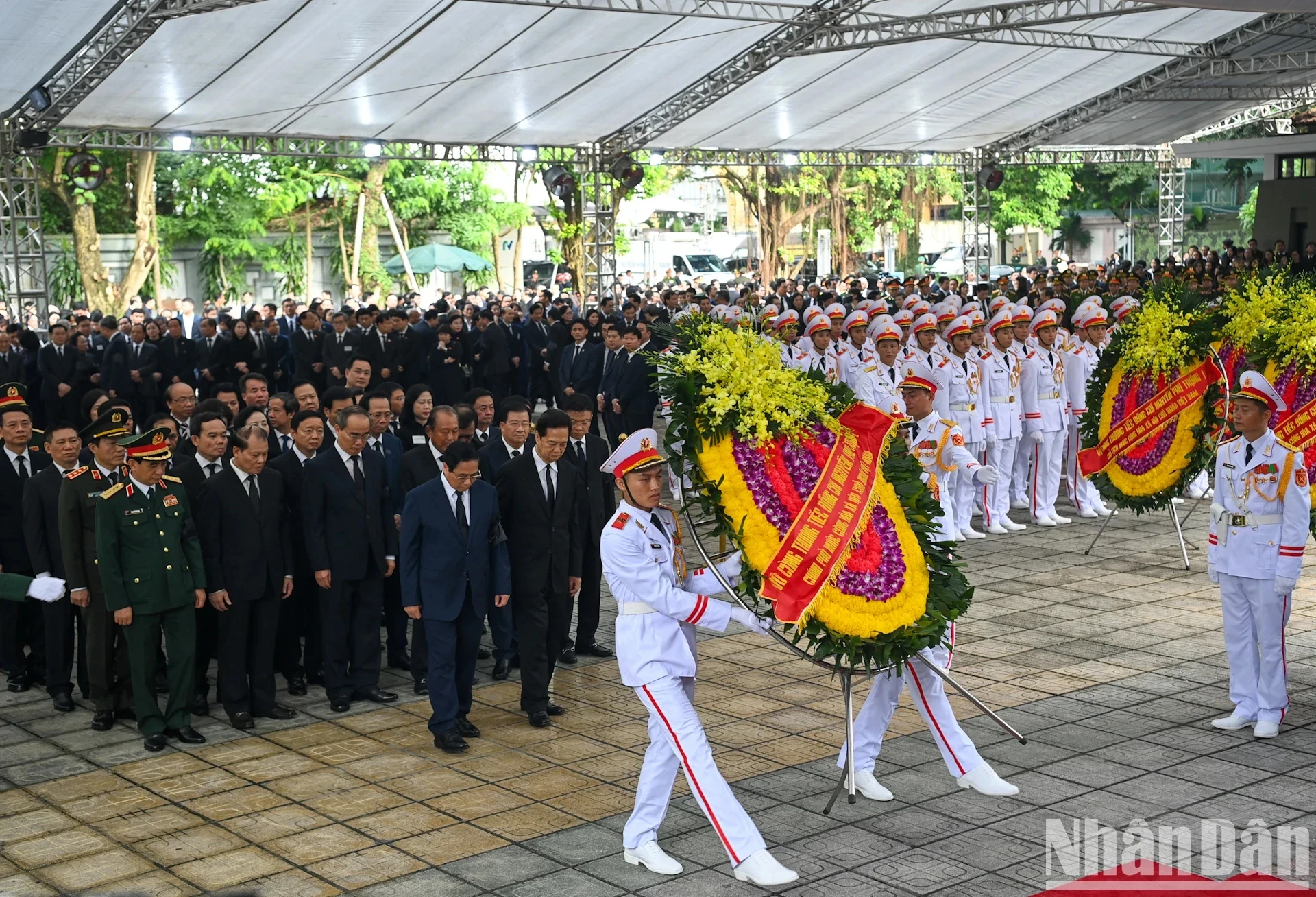 Lãnh đạo Đảng, Nhà nước và Mặt trận Tổ quốc viếng Tổng Bí thư Nguyễn Phú Trọng