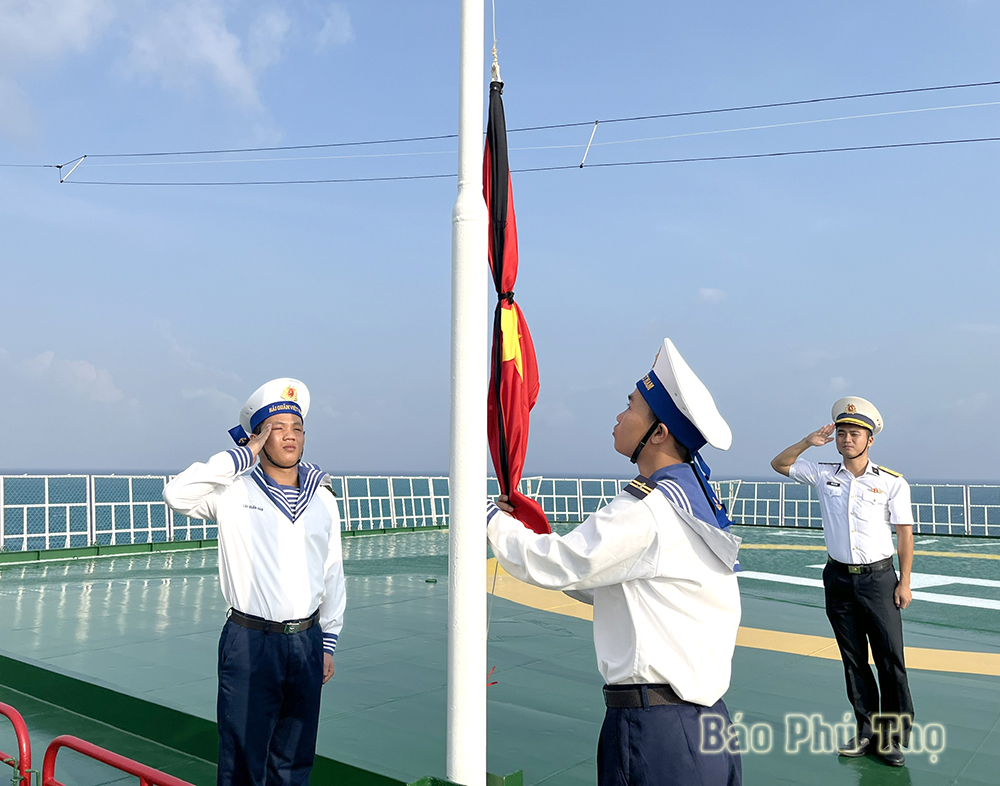 Nơi đầu sóng gửi tình cảm tiễn biệt Tổng Bí thư