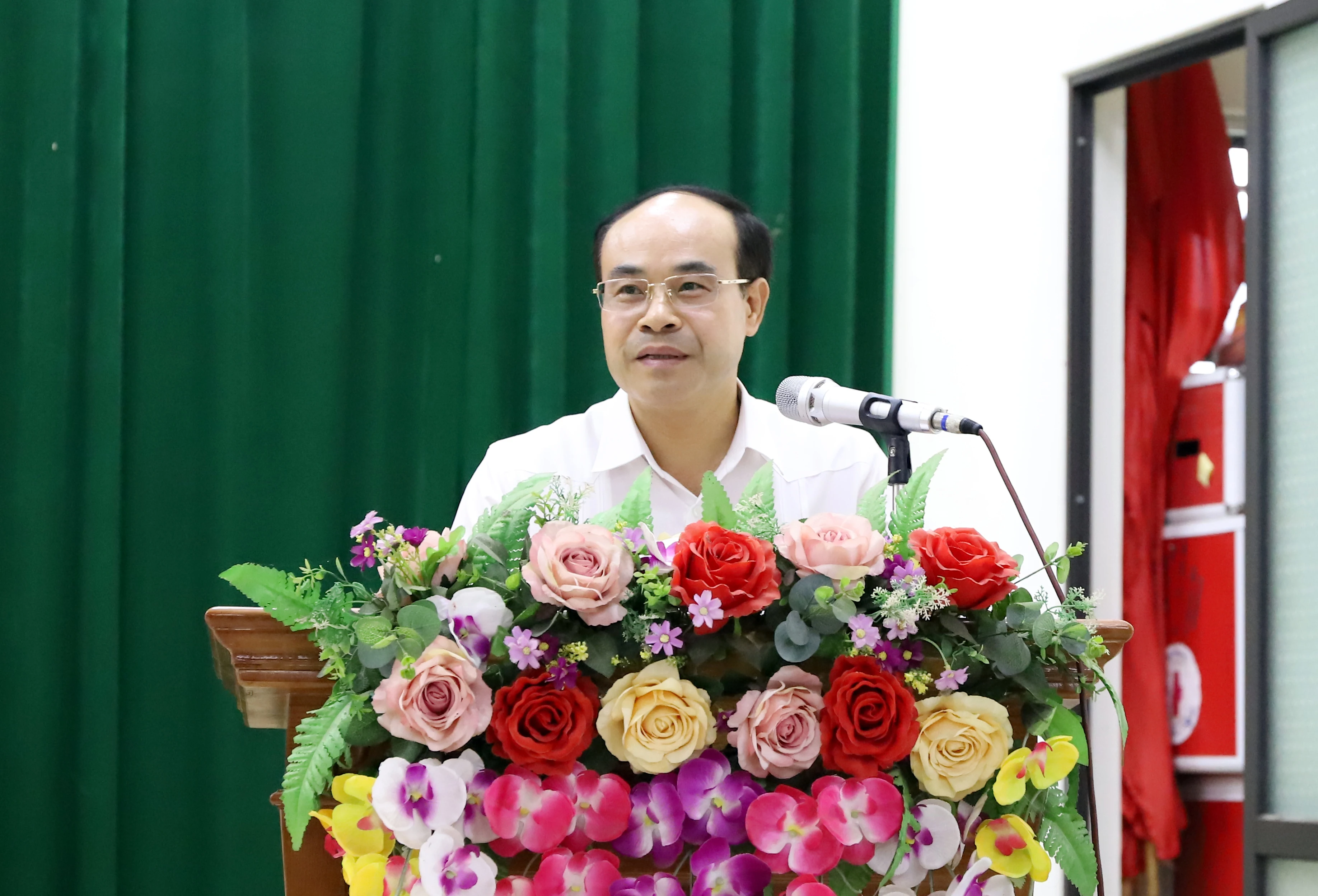 Đại biểu HĐND tỉnh tiếp xúc cử tri tại huyện Tân Sơn