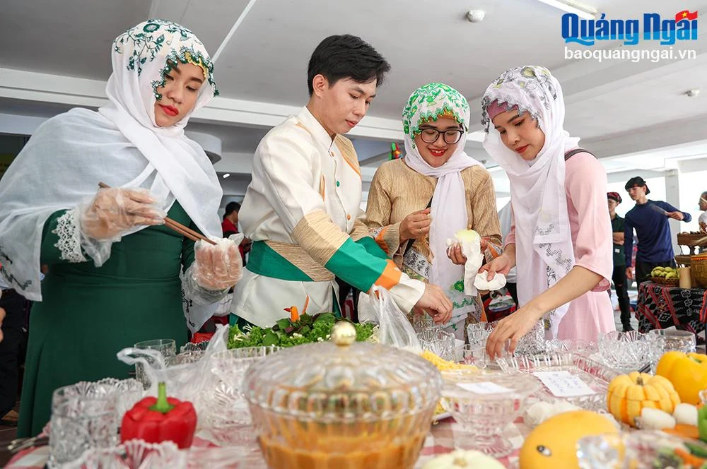 Tinh hoa ẩm thực các dân tộc Việt Nam