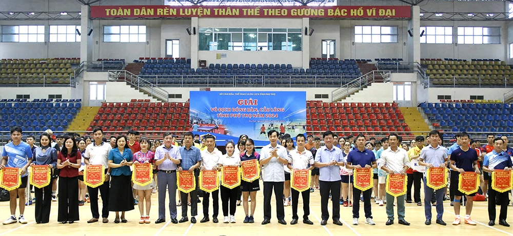 Khai mạc Giải Vô địch Bóng bàn, Cầu lông tỉnh Phú Thọ
