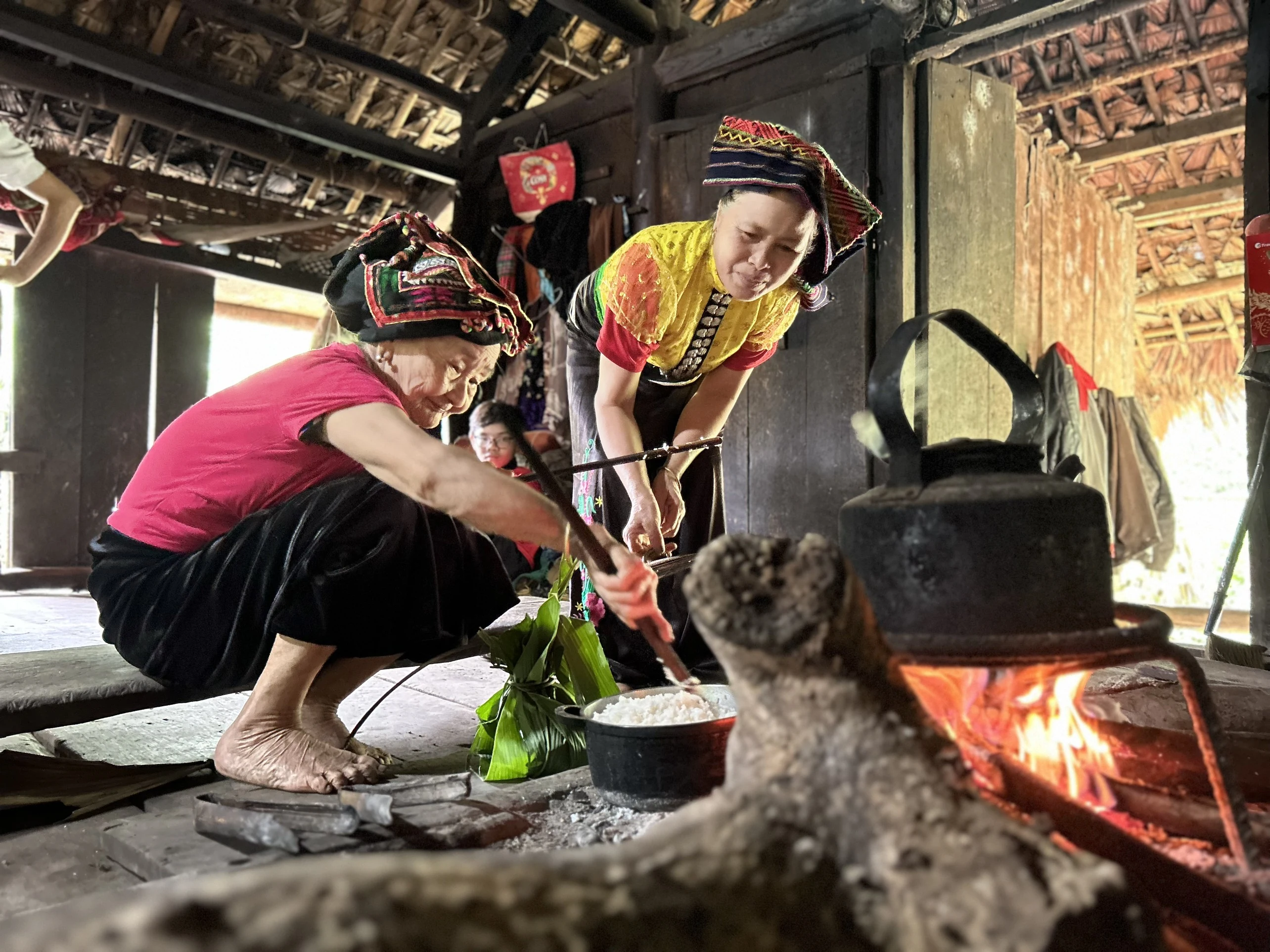 “Đất lạ hóa quê hương”