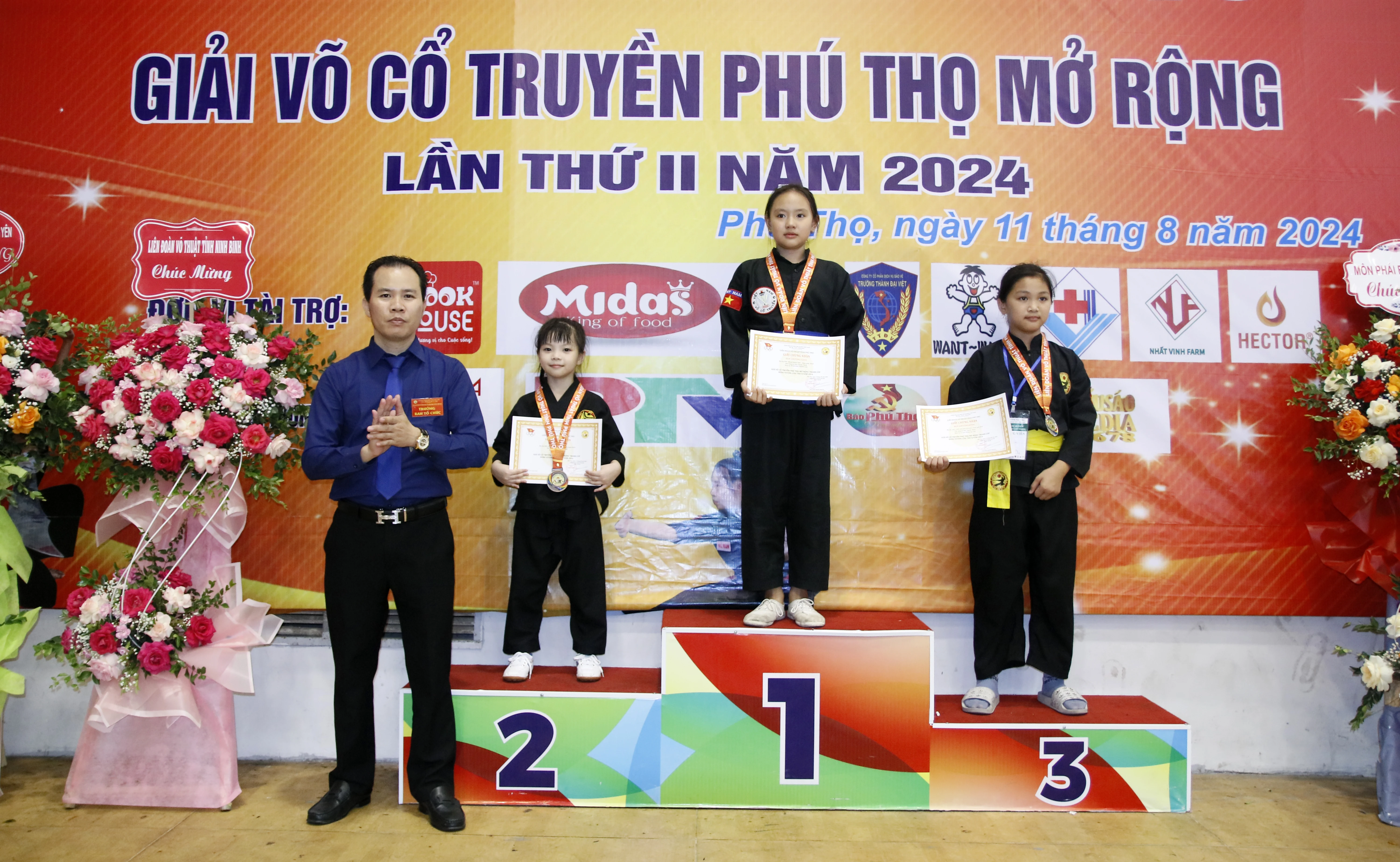 Hơn 1.000 VĐV tham dự Giải Võ cổ truyền Phú Thọ mở rộng lần thứ II