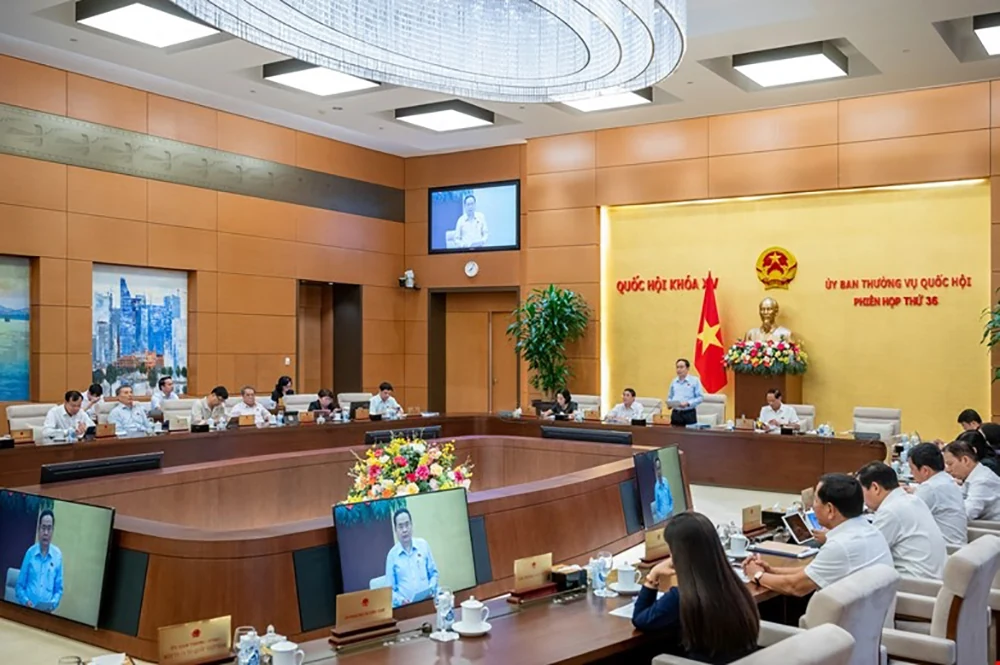 Chất vấn các thành viên Chính phủ tại Phiên họp thứ 36 của Ủy ban Thường vụ Quốc hội