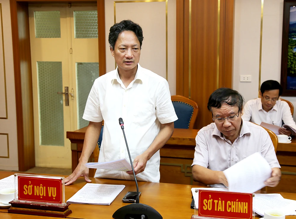 Ban Pháp chế HĐND tỉnh thẩm tra Tờ trình tại Kỳ họp chuyên đề thứ Năm