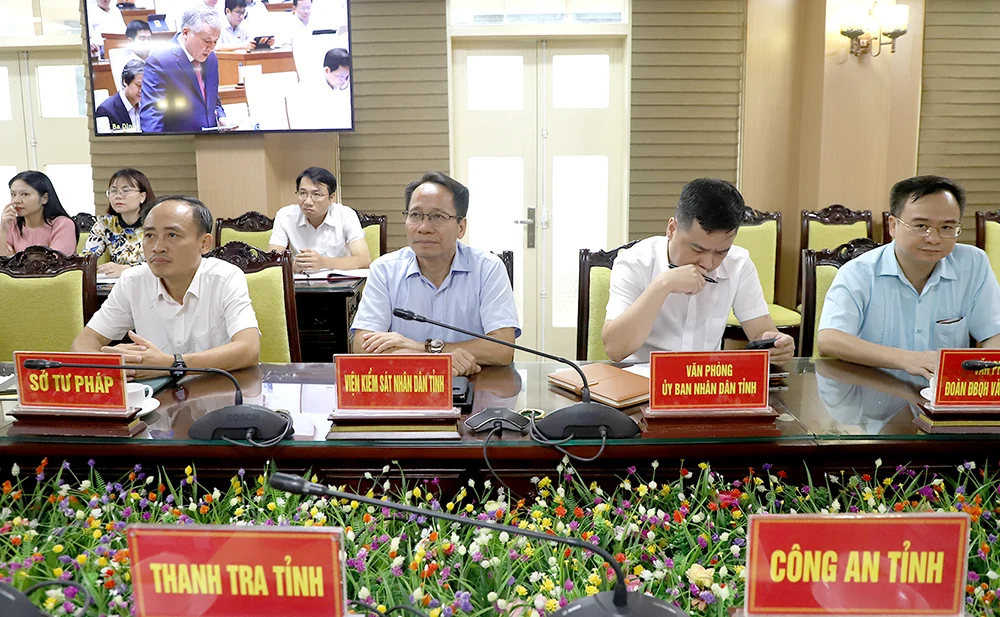 Phiên chất vấn và trả lời chất vấn tại Phiên họp thứ 36 của Ủy ban Thường vụ Quốc hội thành công tốt đẹp