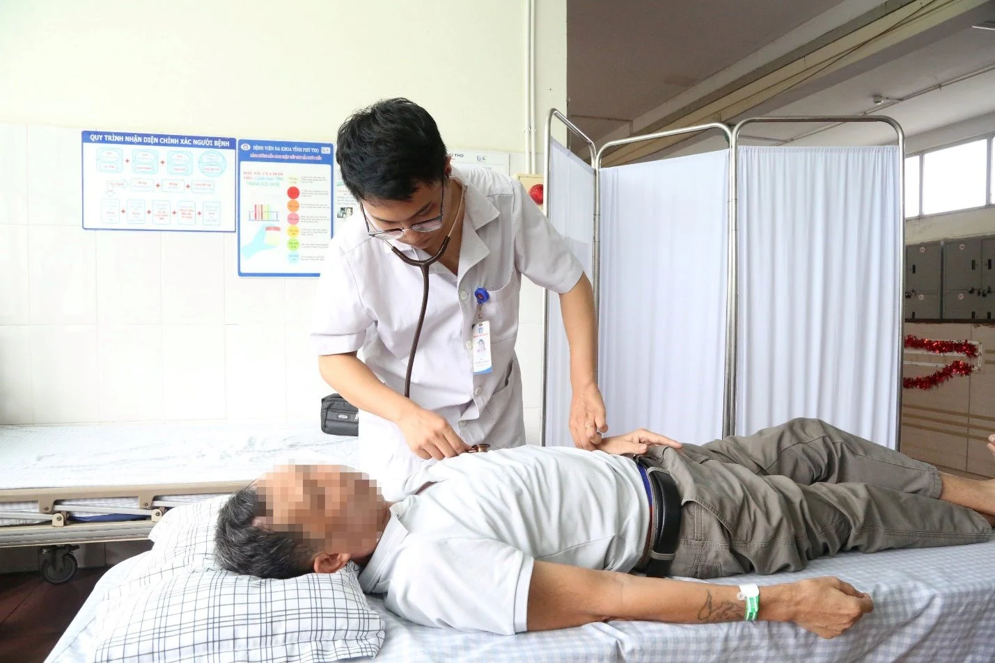 Cẩn trọng nhiễm khuẩn đường tiêu hóa