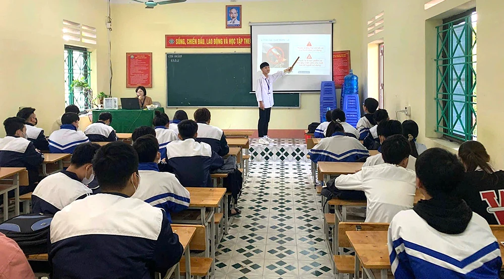 Nâng cao nhận thức về tác hại của thuốc lá trong trường học