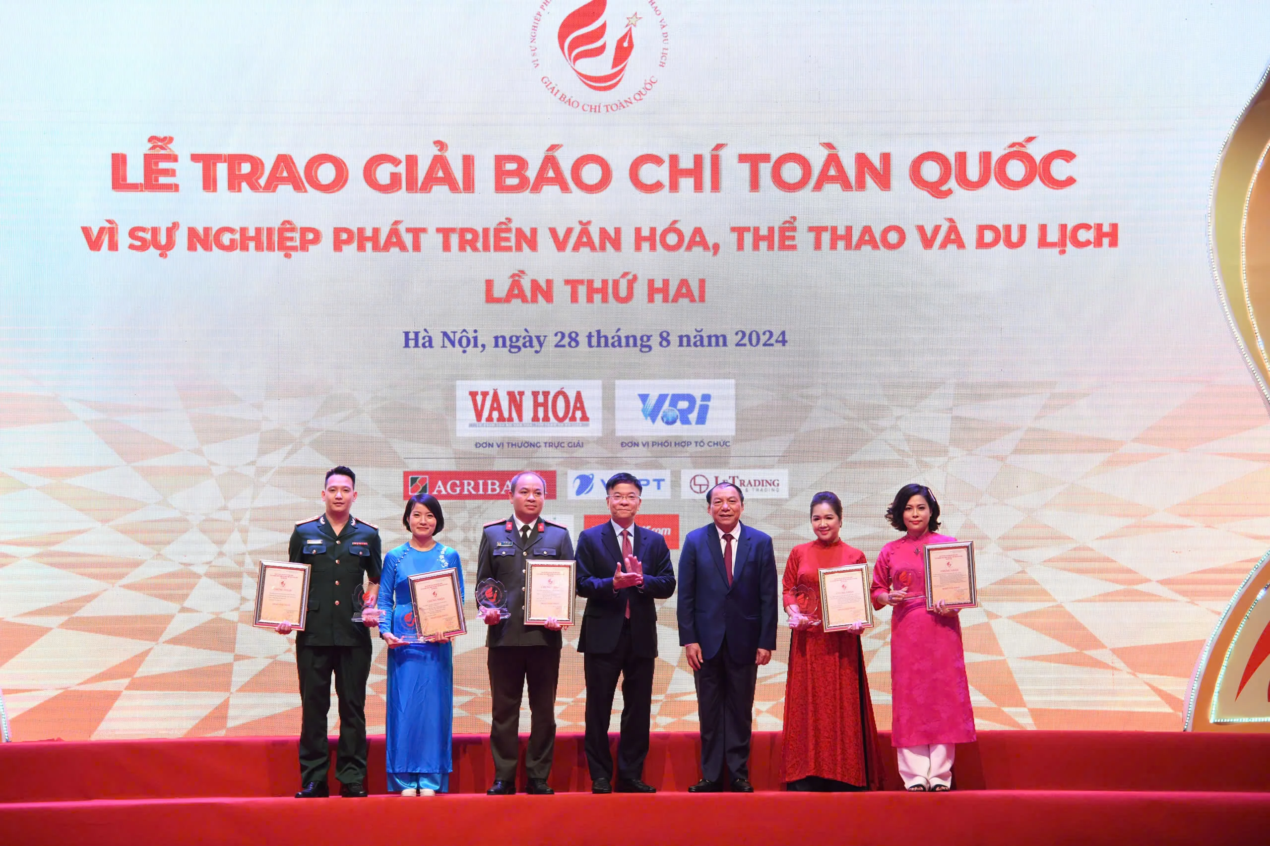 Nhóm tác giả Báo Phú Thọ đoạt giải báo chí toàn quốc “Vì sự nghiệp phát triển Văn hóa, Thể thao và Du lịch”