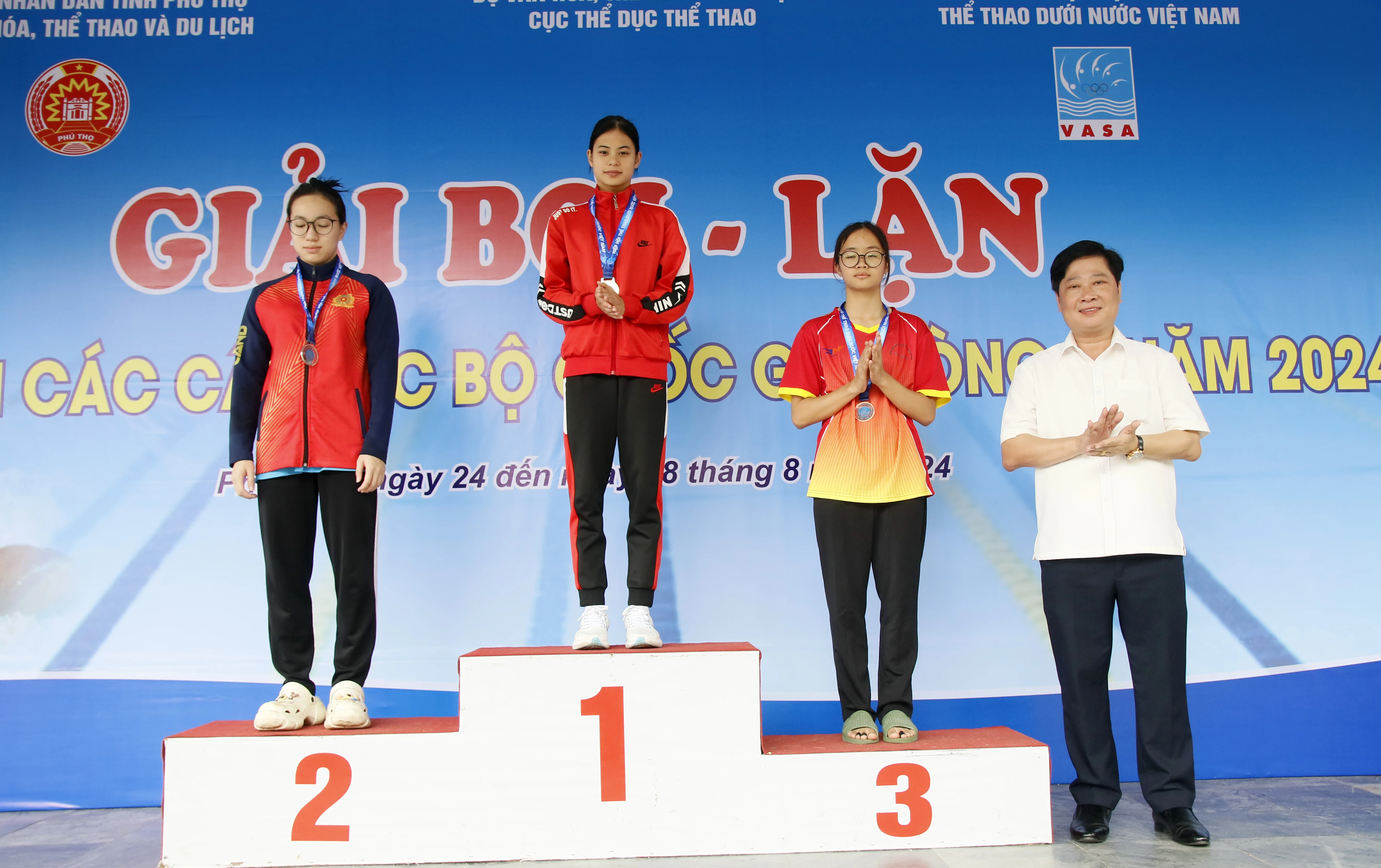 Phú Thọ giành thêm 4 Huy chương Vàng tại Giải Bơi - Lặn các CLB Quốc gia