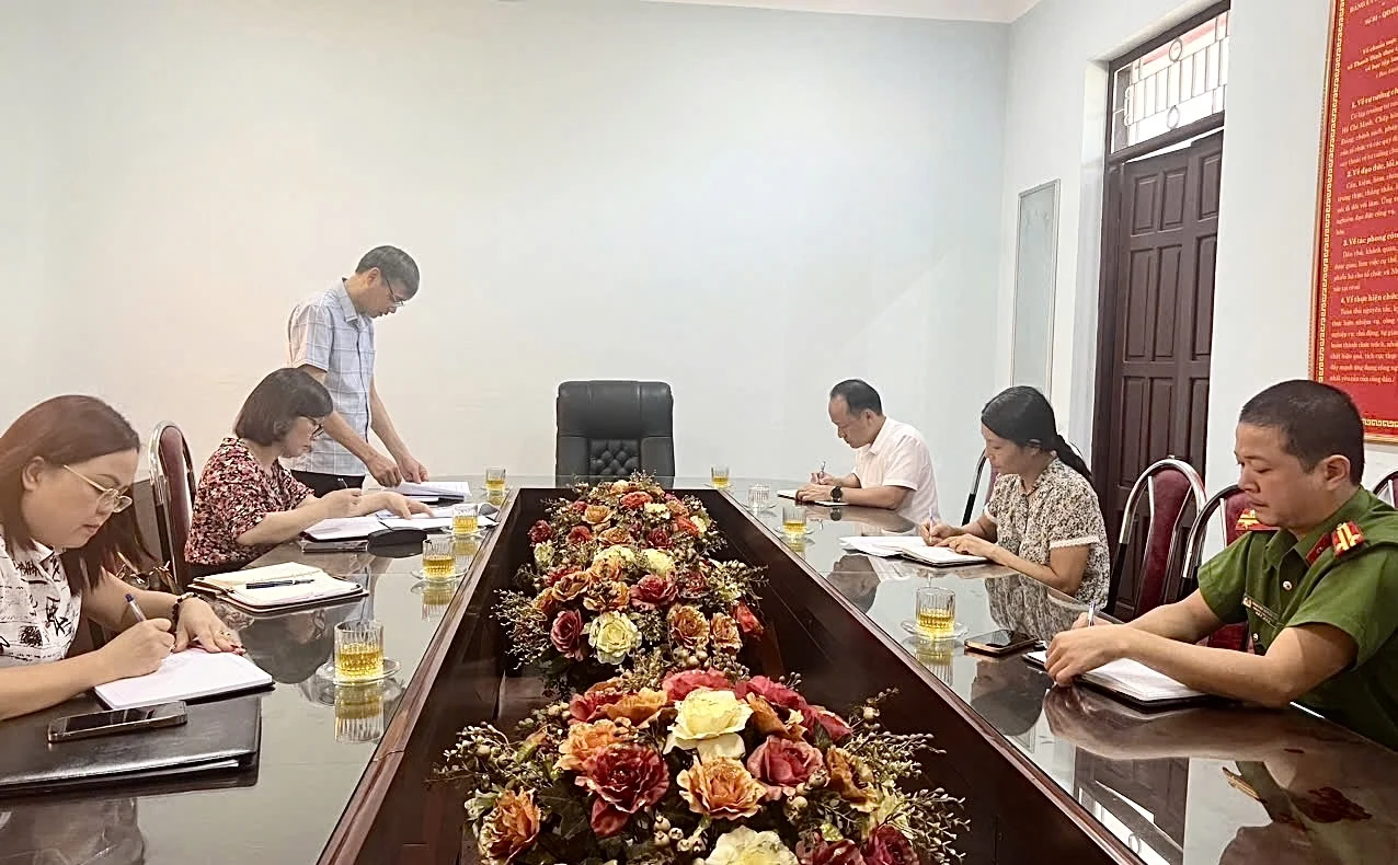 Tuyên truyền chi trả lương hưu, trợ cấp bảo hiểm xã hội hằng tháng qua tài khoản ngân hàng