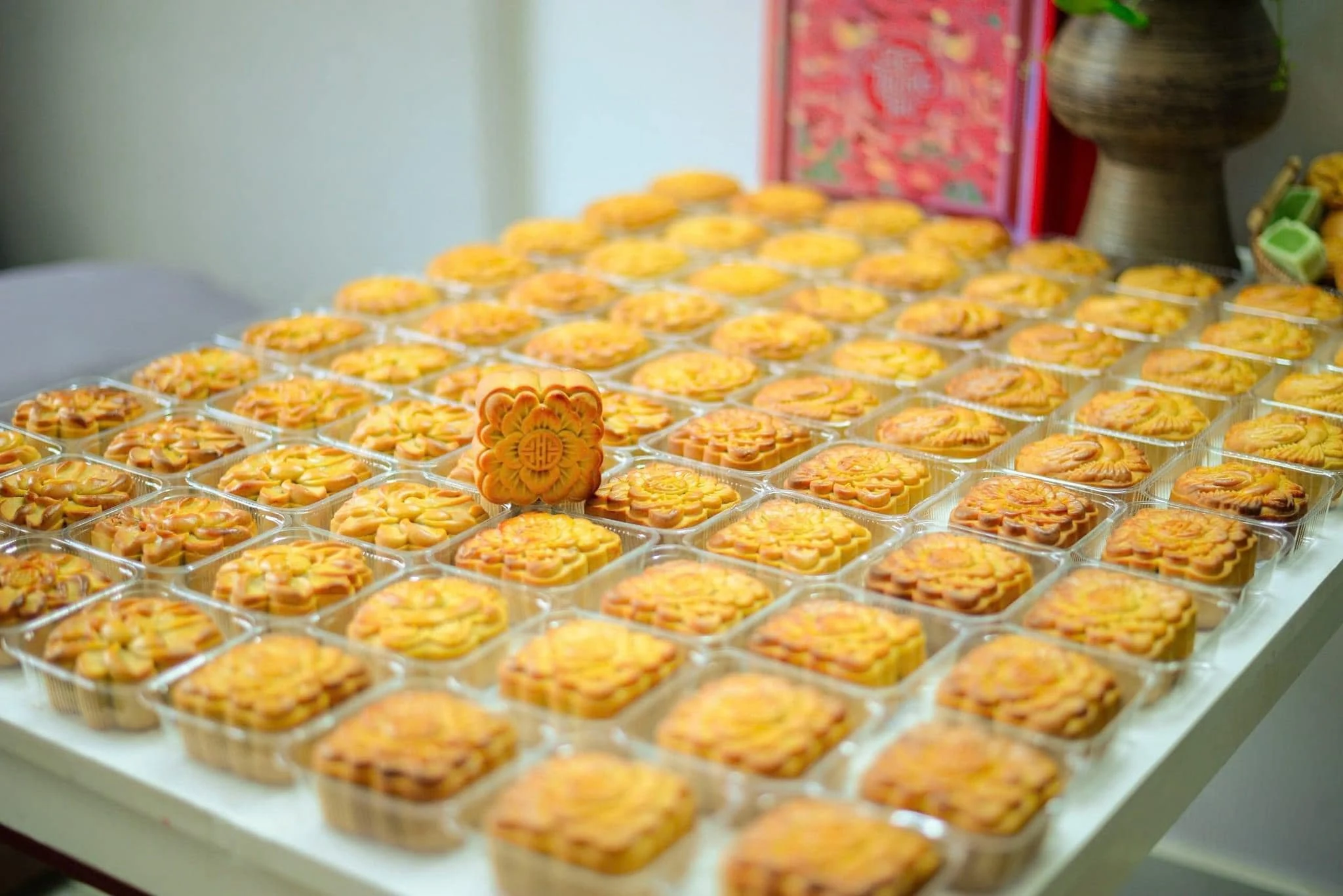 Fragrant and soft mooncakes of Ha Hoa