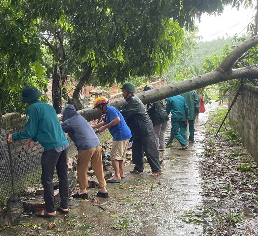 Các địa phương tập trung khắc phục thiệt hại sau Cơn bão số 3