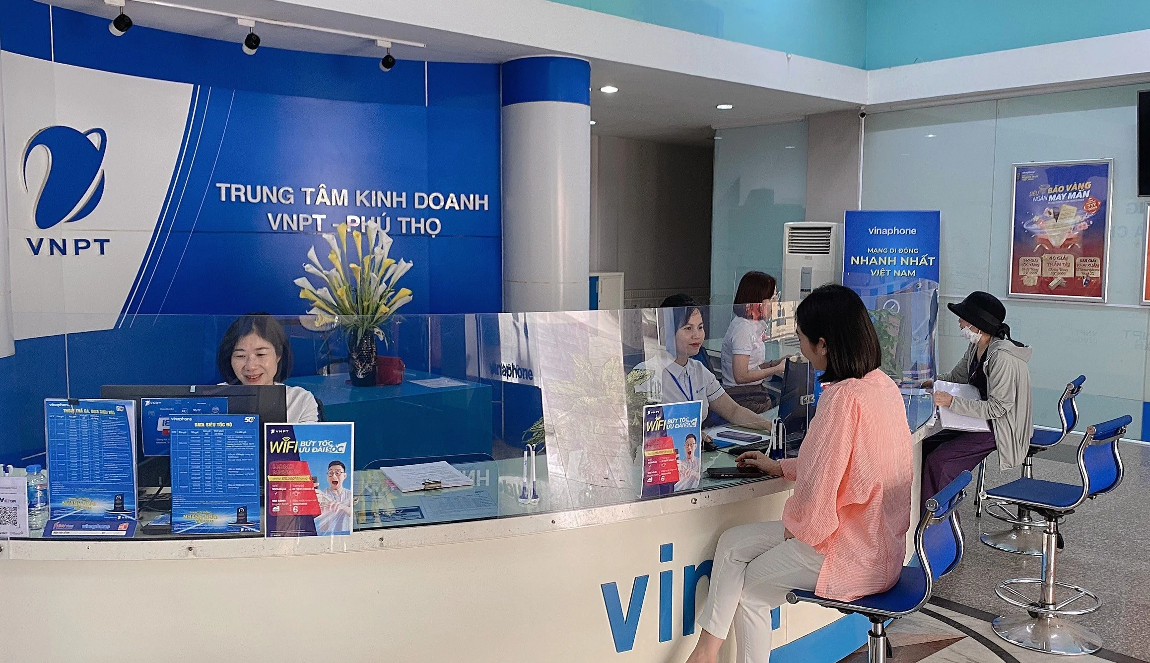 Phát triển đa dạng các dịch vụ viễn thông