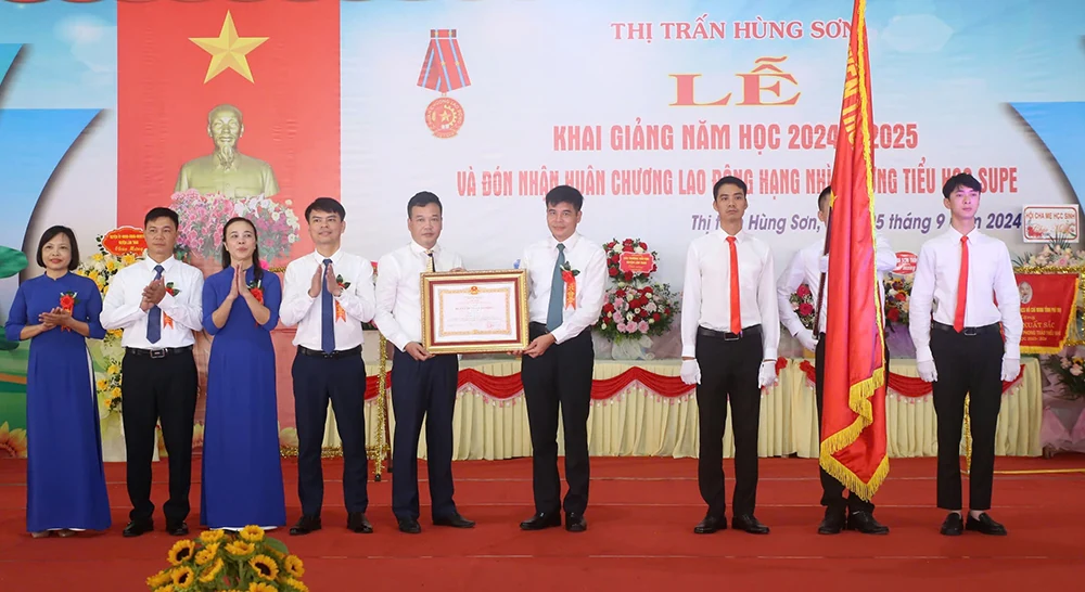 Phú Thọ: Trên 397.000 học sinh khai giảng năm học mới 2024-2025