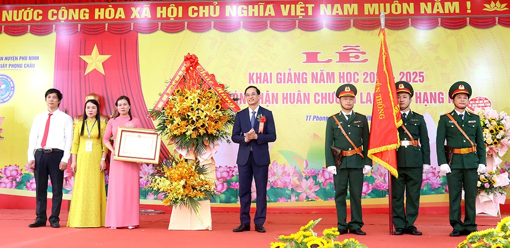 Phú Thọ: Trên 397.000 học sinh khai giảng năm học mới 2024-2025