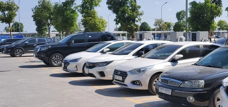 Trải nghiệm dịch vụ taxi 5 sao từ Nội Bài về Phú Thọ
