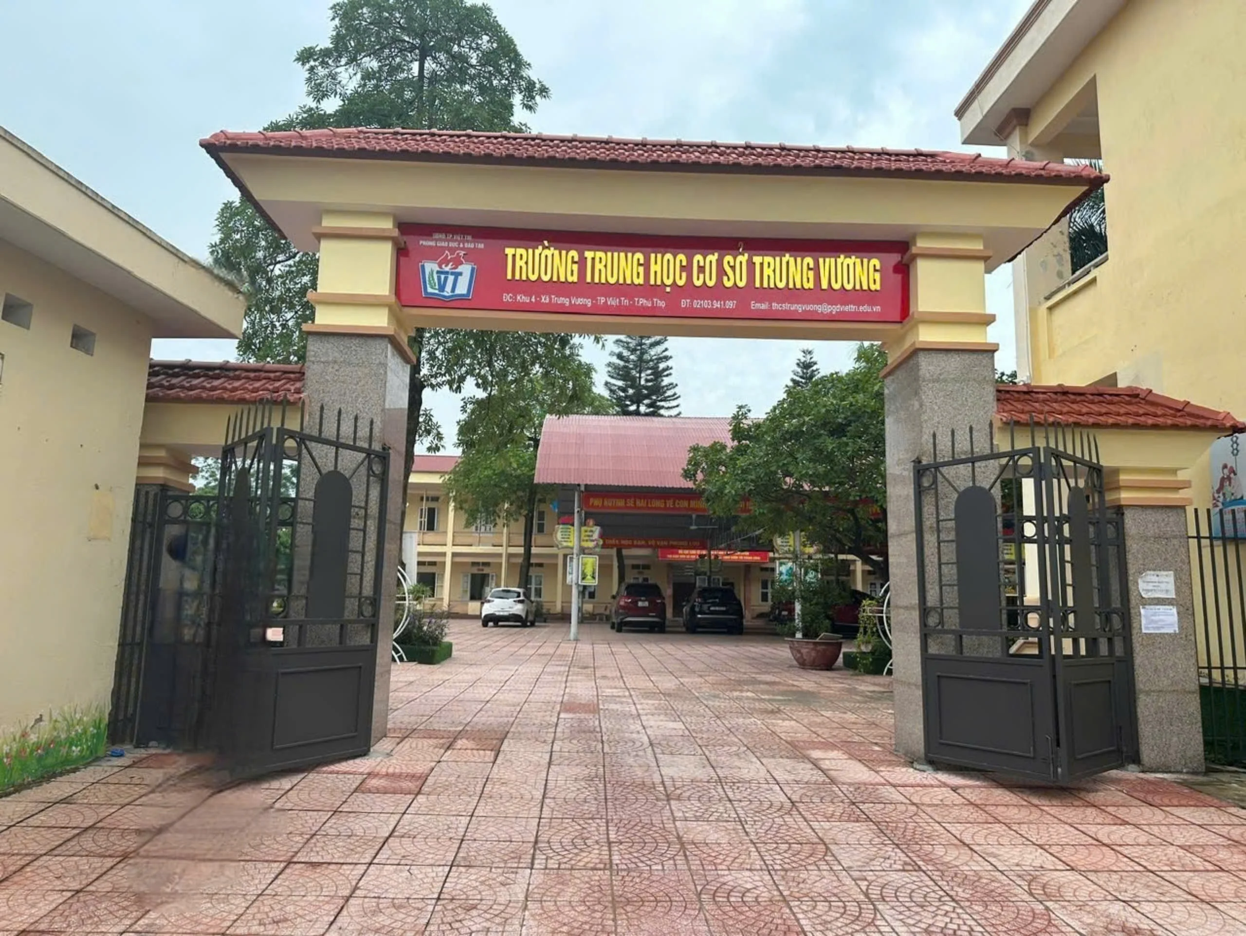 Cho học sinh nghỉ học để phòng tránh mưa, lũ