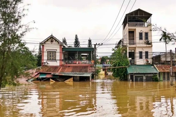 14 ngày giúp Nhân dân khắc phục hậu quả thiên tai