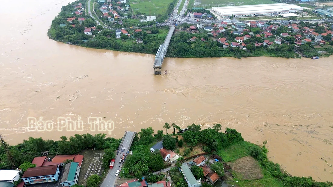 Giám định nguyên nhân và phân định rõ trách nhiệm của các tổ chức và cá nhân liên quan sự cố cầu Phong Châu