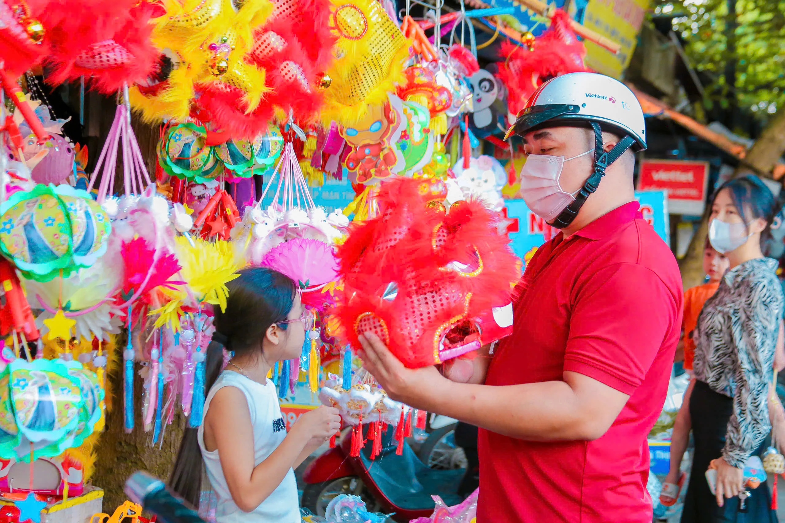 Rực rỡ mùa trăng tròn