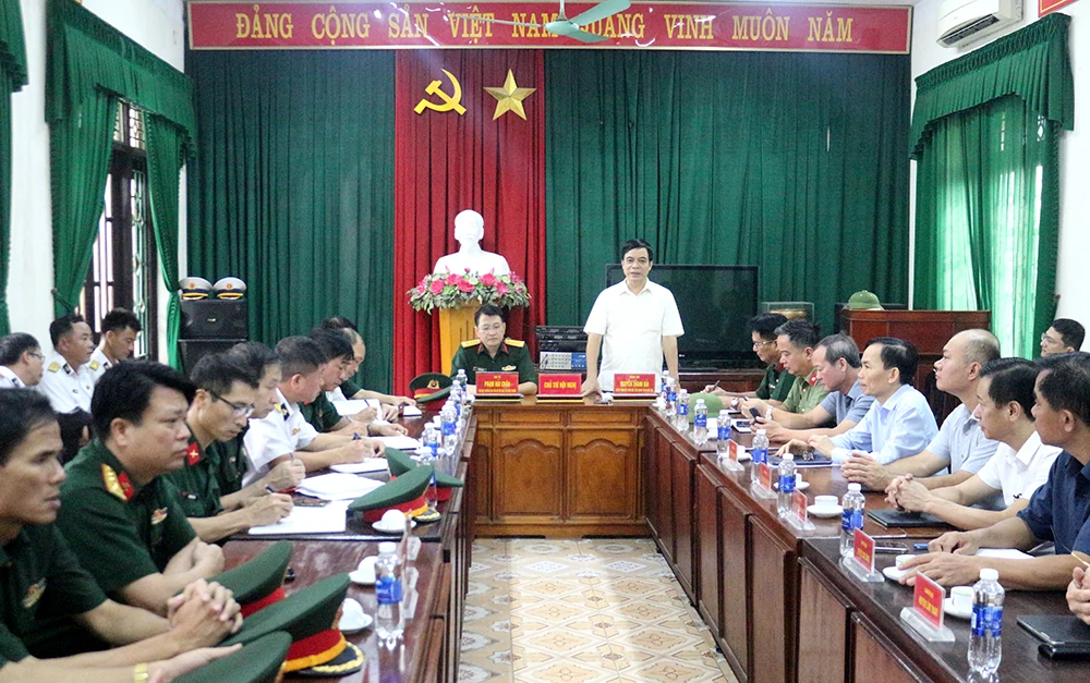 Bộ Quốc phòng hỗ trợ tìm kiếm cứu hộ, cứu nạn và trục vớt cầu Phong Châu