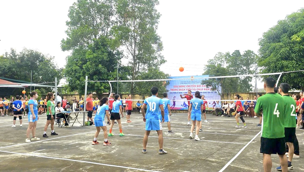 Giải thể thao chào mừng ngày thành lập Công đoàn tỉnh