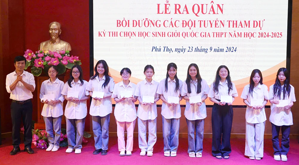 Ra quân bồi dưỡng học sinh giỏi Quốc gia năm học 2024-2025