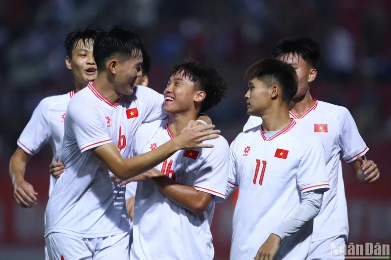 Vòng loại U20 châu Á: Việt Nam thắng đậm 5-0 Bhutan