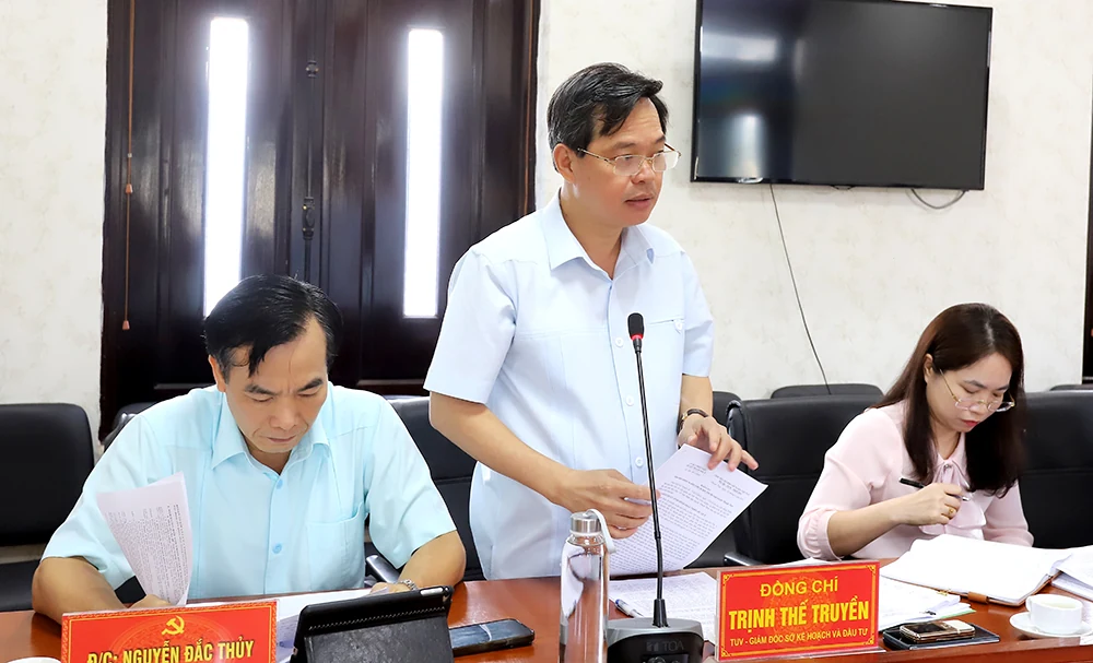 Supervising the implementation of tourism development tasks in Thanh Thuy district
