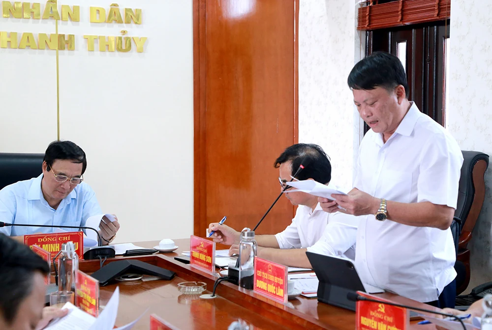 Supervising the implementation of tourism development tasks in Thanh Thuy district