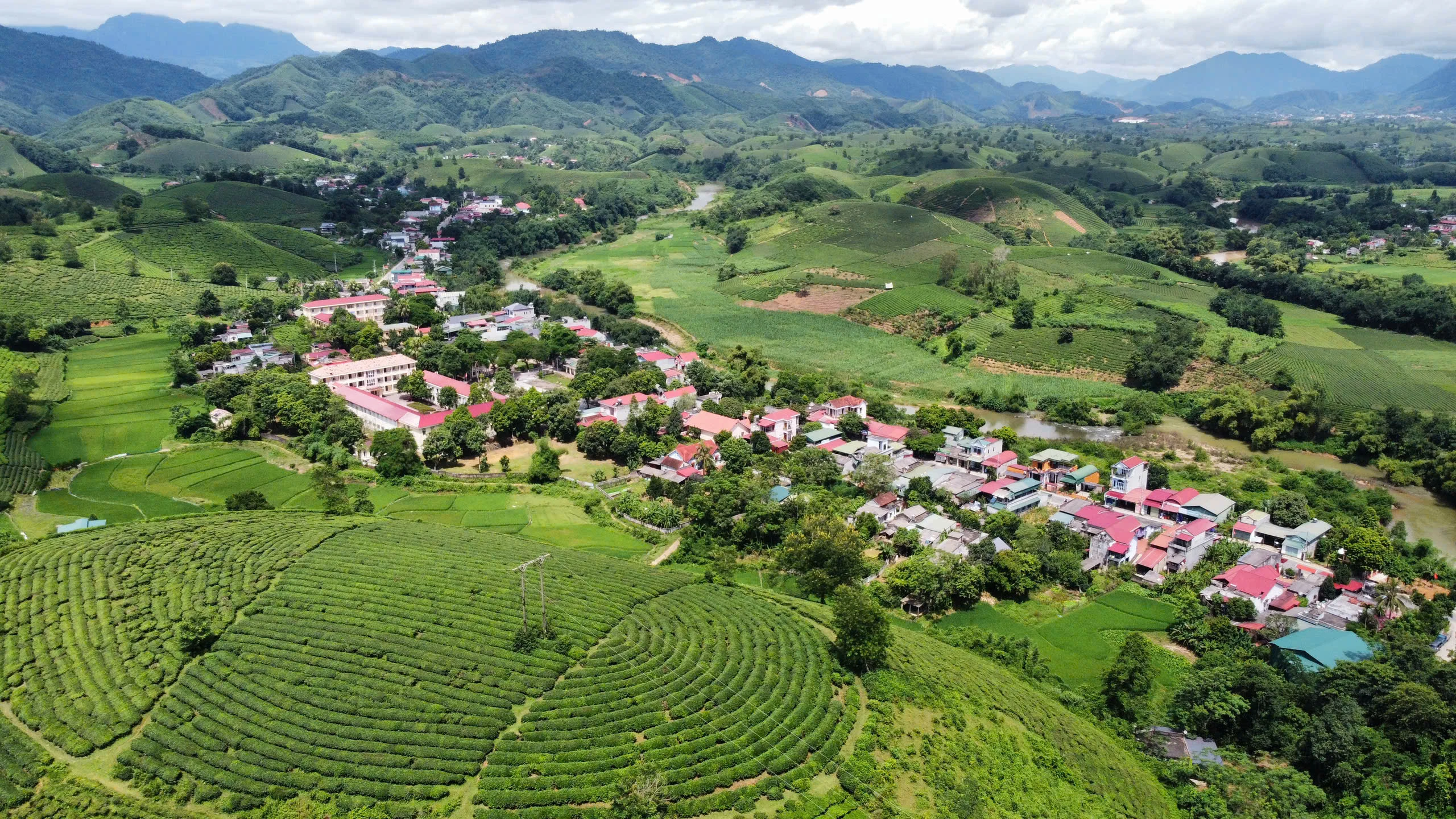 Giữ nguyên mức hỗ trợ đầu tư cơ sở hạ tầng các xã vùng khó khăn