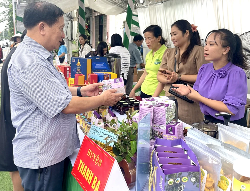 Tạo cơ hội giao thương hàng hóa