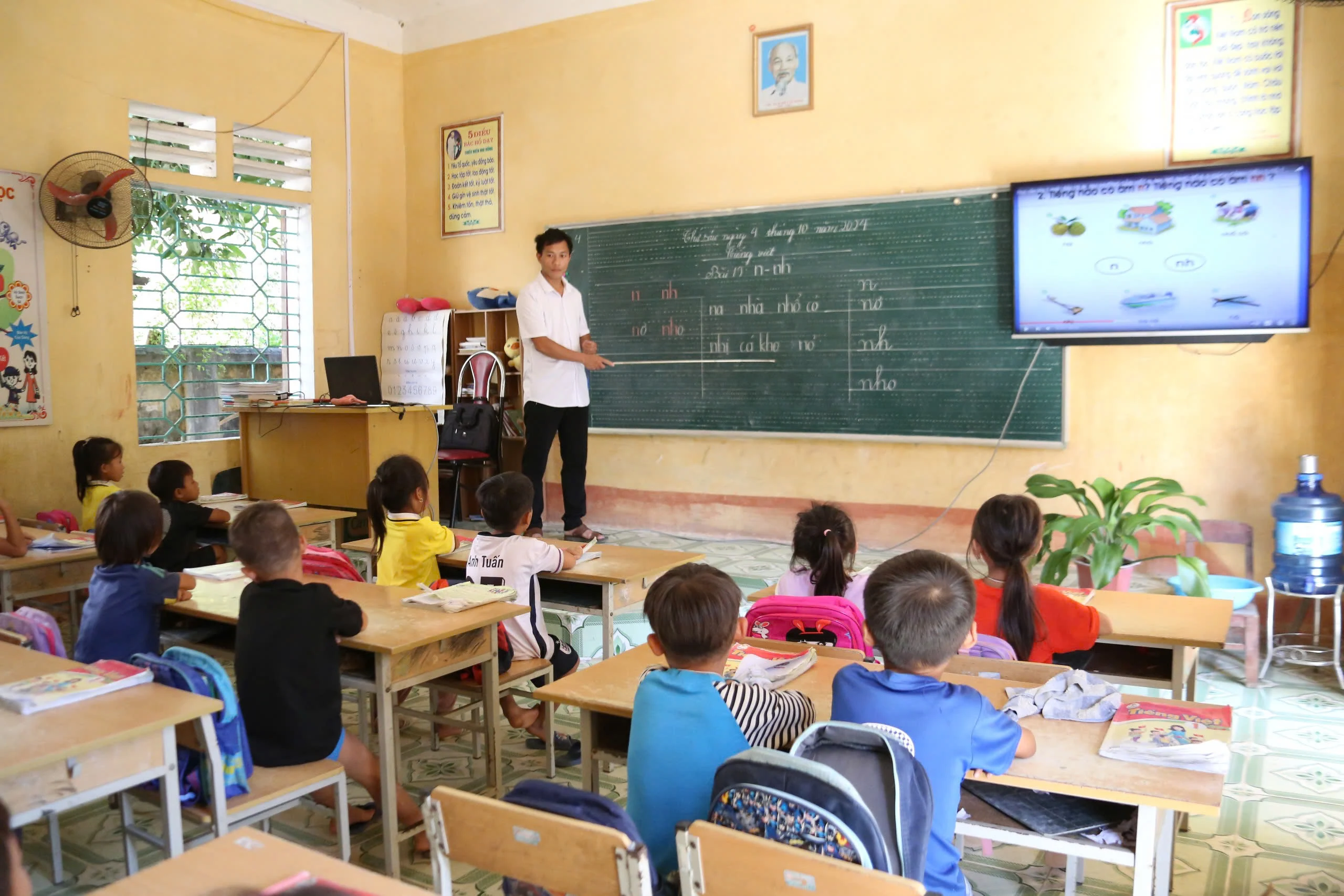 Chú trọng nâng cao chất lượng, đổi mới phương pháp giảng dạy