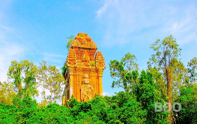 Về thăm Nhơn Hậu