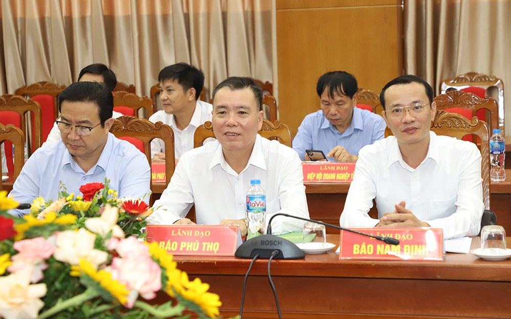 Local Party Newspapers Promote Improvement of Investment and Business Environment, Promoting Economic Growth