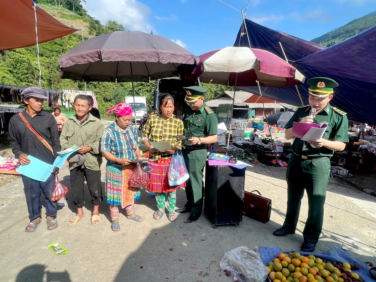 Mở rộng dân chủ ở Đồn Biên phòng Cửa khẩu Quốc tế Thanh Thủy