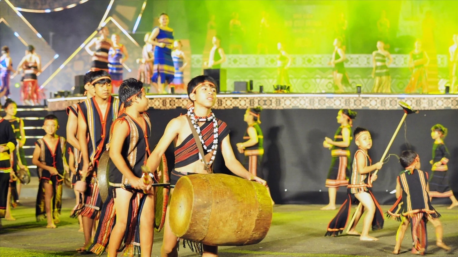 Gia Lai: Lập kỷ lục đồng diễn cồng chiêng Tây Nguyên đông nhất Việt Nam