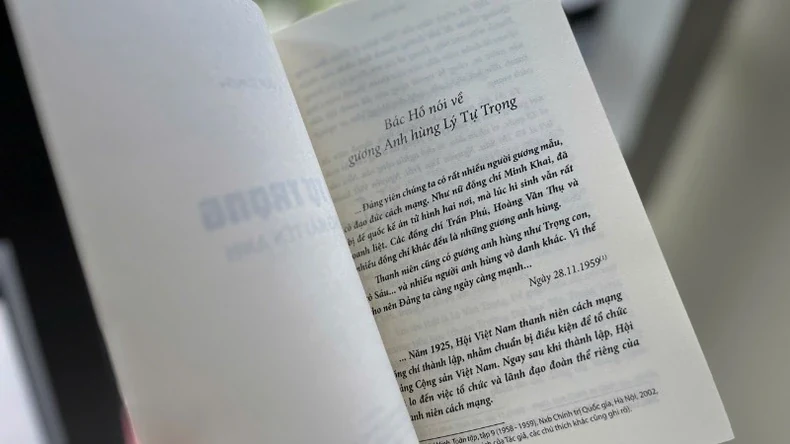 Tái bản sách Kỷ niệm 110 năm Ngày sinh Anh hùng Lý Tự Trọng