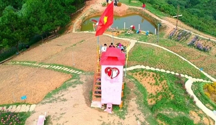 Du lịch ở đỉnh Pha Đin - khách thỏa mãn khám phá một trong ’tứ đại đèo