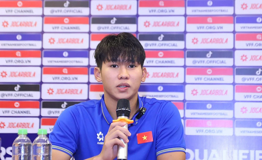 Huấn luyện viên U17 Việt Nam: Toàn đội sẽ phải nỗ lực nhiều hơn nữa