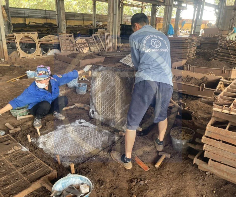 Tân Phú - Cung cấp nắp hố ga uy tín hàng đầu, đạt tiêu chuẩn châu Âu